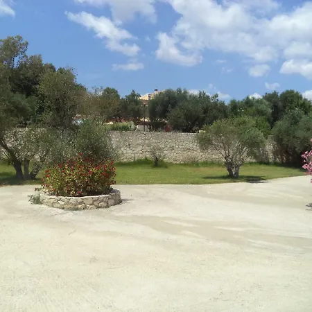 Vyzantio מלון דירות