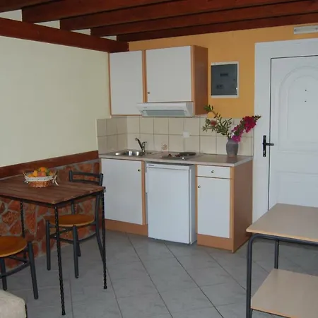 Vyzantio Aparthotel